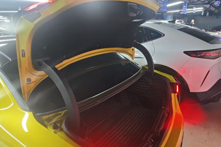 Used Lynk & Co 03 2019 03+ 2.0TD Automatic Wind-Chasing Edition
