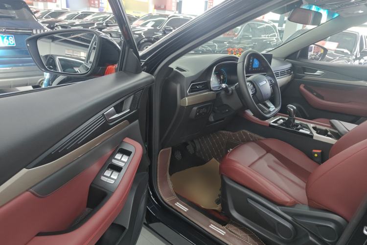 Used JETOUR X70 2025 1.5T Manual Overdrive Version 5 Seats
