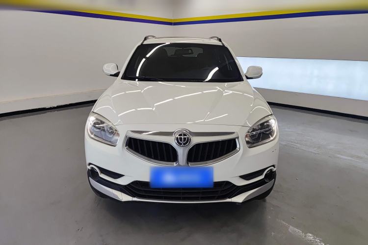 Used Brilliance V5 2016 1.5T Automatic Two-Wheel Drive Smart Version
