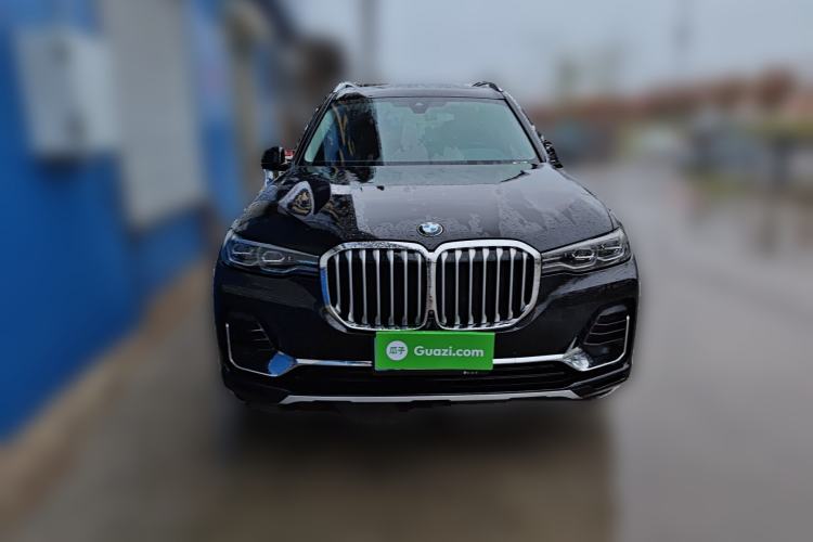 Used BMW X7 2022 xDrive40i Luxury Package with Leading Features Front