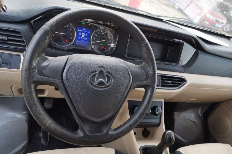 Used Kuayue Kuayue Xing V3 2022 1.5L Gasoline Standard Model 6-Seater Passenger Vehicle JL473QH