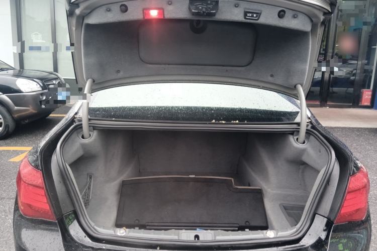 Used BMW 7 Series 2013 740Li Leading Model Trunk