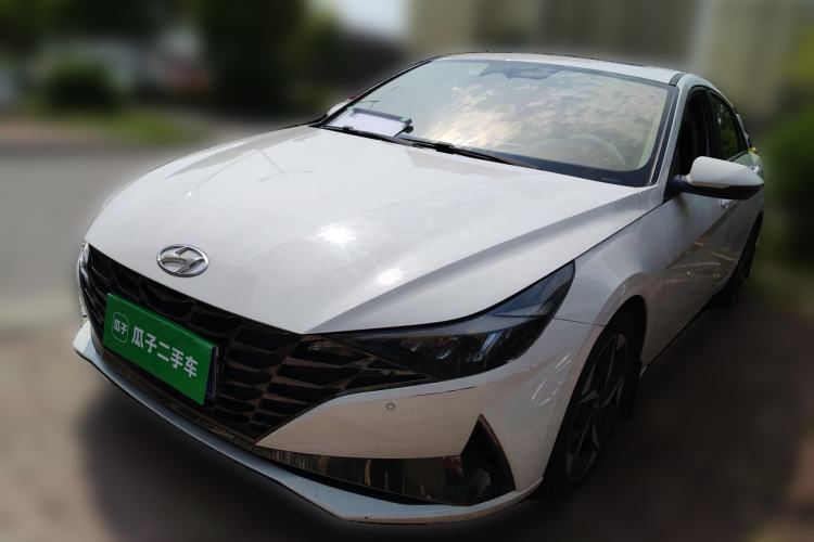 Used Hyundai Elantra 2021 1.5L CVT LUX Prestige Edition