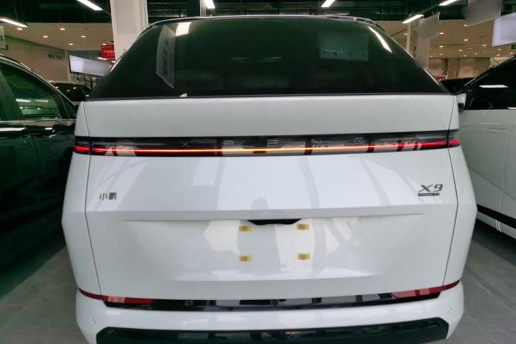 Used XPeng X9 2026 Model—Range-Extended Version 1602 Ultra
