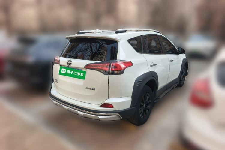 Used Toyota RAV4 2019 2.0L CVT Two-Wheel Drive Fashion X Limited Edition China V Standard
