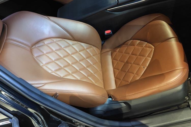 Used Toyota Avalon 2019 2.5L Ambition Version China VI Standard Right Front Seat