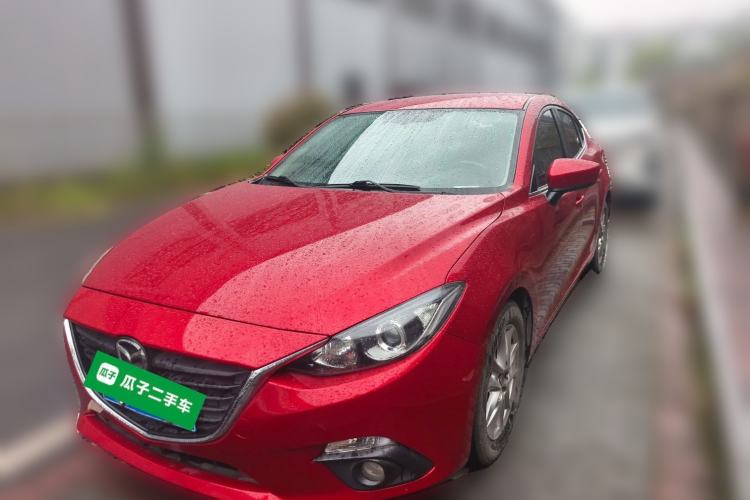 Used Mazda 3 Axela 2016 Sedan 1.5L Automatic Comfort Model