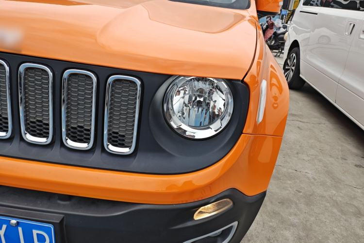 Used Jeep Renegade 2018 Connected Large Screen Version 180T Automatic Jingneng Version
