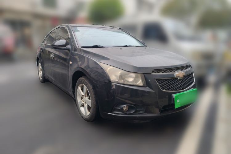 Used Chevrolet Cruze 2011 1.6L SL Grand Touring Edition Automatic Front Right 45 Deg