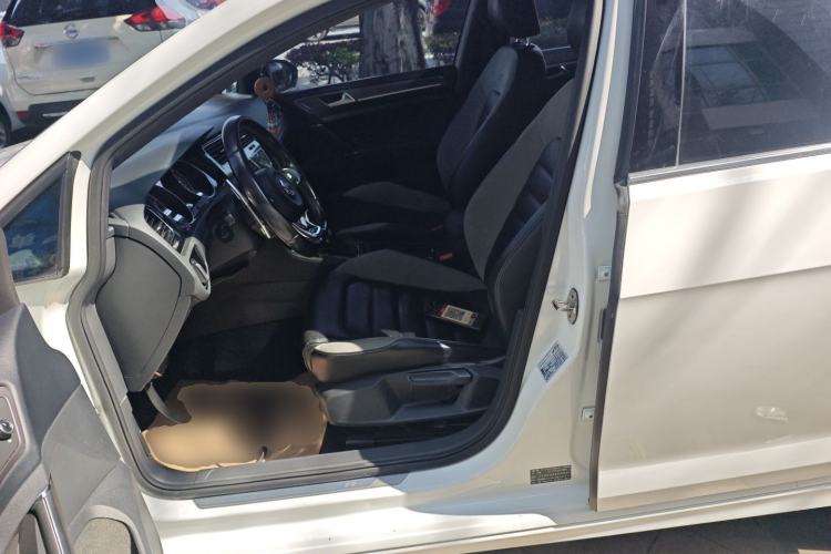 Used Volkswagen Golf 2016 1.4TSI Automatic R-Line