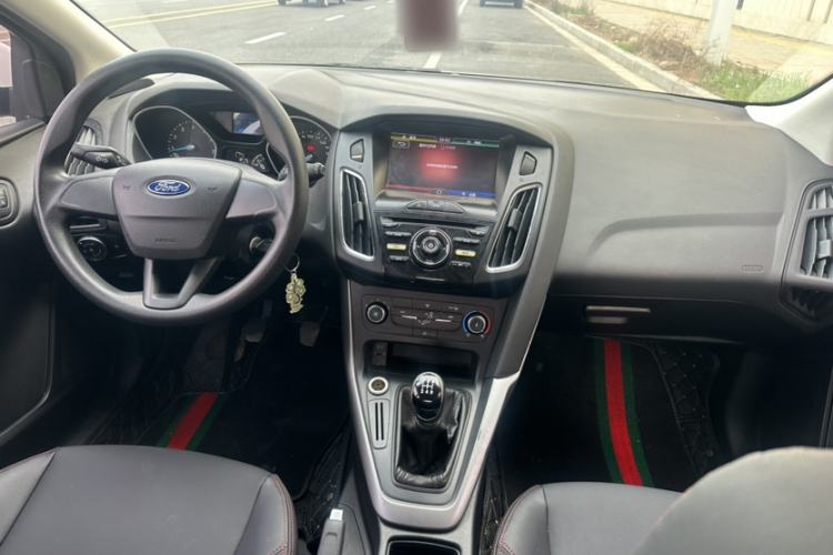 Used Ford Focus 2015 Hatchback 1.6L Manual Comfort Edition