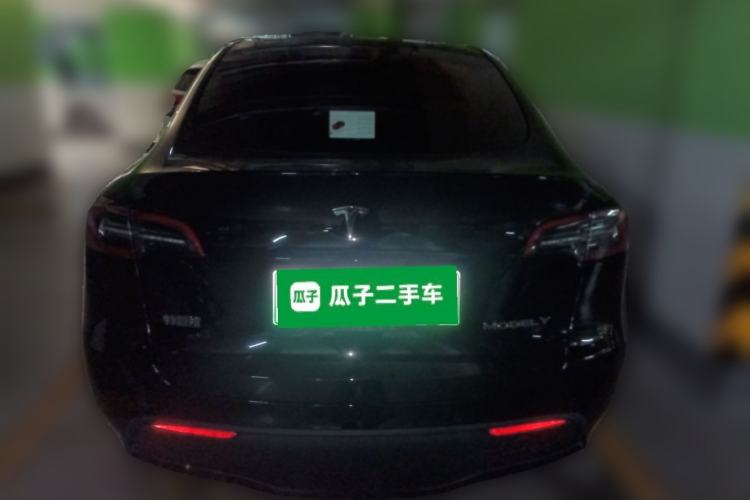 Used Tesla Model Y 2023 Long-Range All-Wheel-Drive Version
