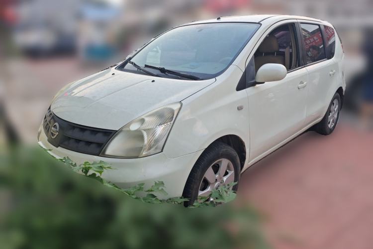 Used Nissan Livina 2007 1.6L Automatic All-Around Model