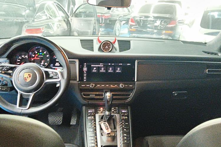 Used Porsche Macan 2020 Macan 2.0T