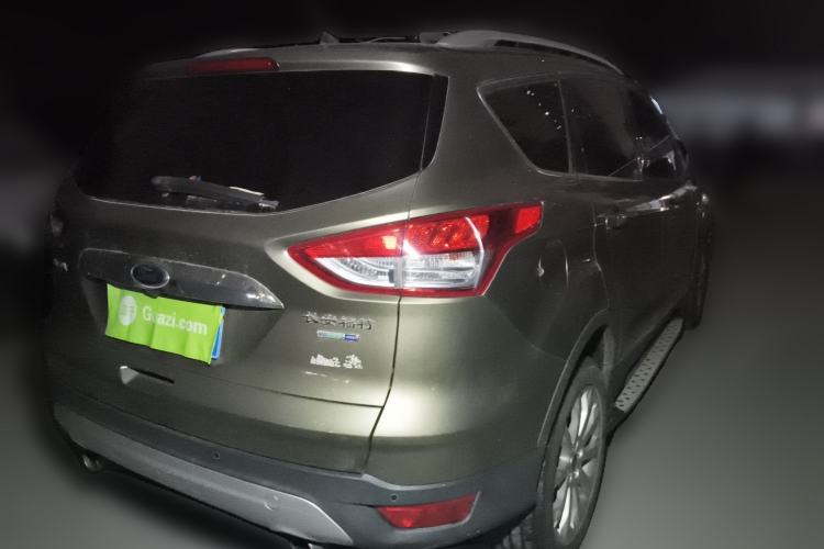 Used Ford Kuga 2013 2.0L GTDi Four-Wheel-Drive Elite Model Rear Right 45 Deg