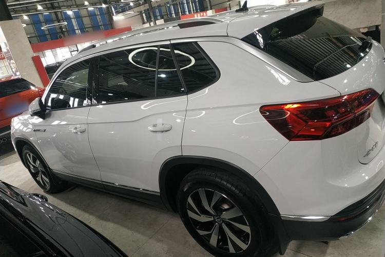 Used Volkswagen Tayron 2022 280TSI Two-Wheel Drive Luxury Smart Connectivity Version
