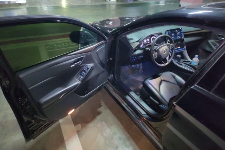 Used Toyota Avalon 2019 2.0L Ambition Edition China VI Driver Seat