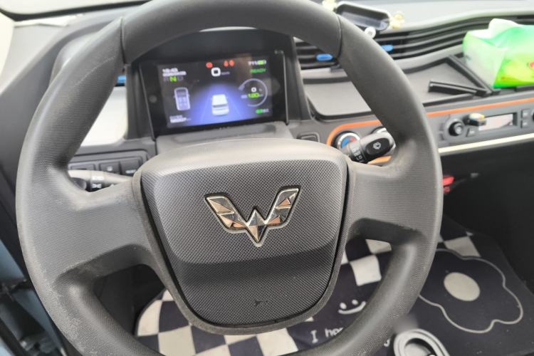 Used Wuling Hongguang MINIEV 2020 Enjoy Edition Lithium-Ion Battery Center Console