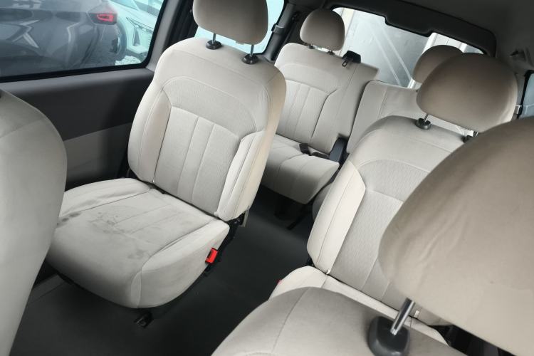 Used FORTHING Lingzhi 2017 M3L 1.6L 7-Seater Comfort Model
