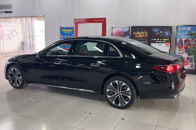 Used Mercedes-Benz E-Class New Energy 2024 E 350 e L Plug-in Hybrid Sedan
