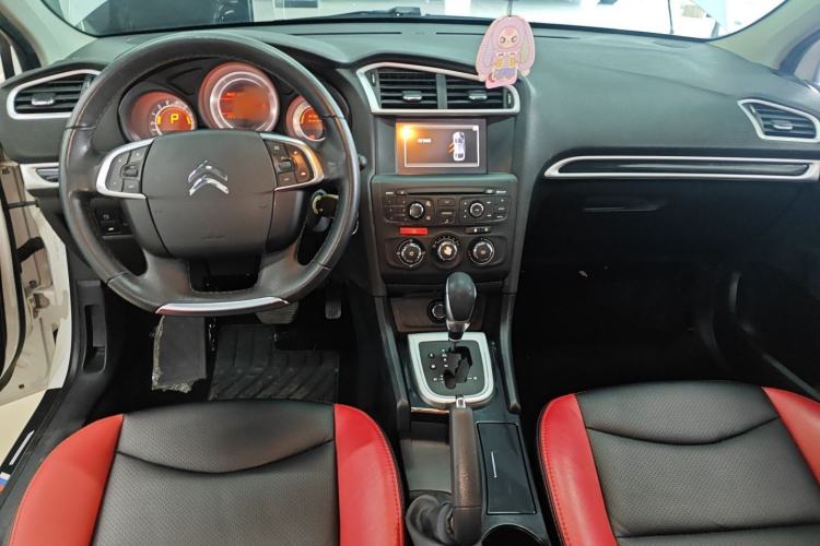 Used Citroen C4L 2015 1.8L Automatic Luxury Edition Interior 2