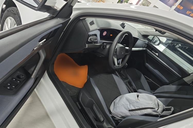 Used Volkswagen Lavida 2023 Revised 1.5L Automatic DeYi Edition Driver Seat