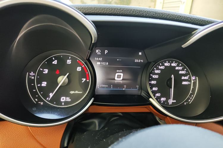 Used Alfa Romeo Giulia 2017 2.0T 280HP Luxury Edition