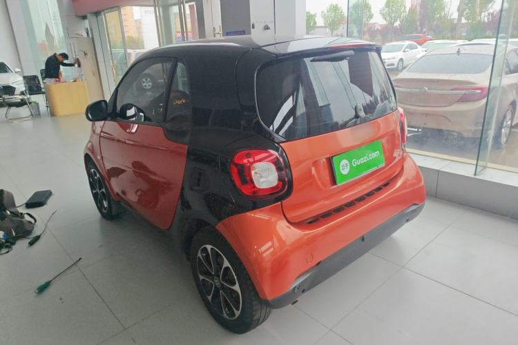 Used smart fortwo 2015 1.0L 52 kW Hardtop Passion Edition Rear Left 45 Deg
