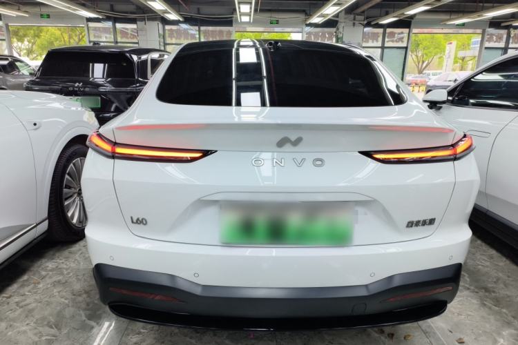 Used ONVO L60 2024 60 kWh Rear-Drive Version Rear