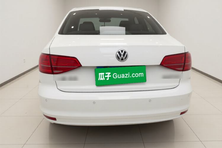 Used Volkswagen Sagitar 2018 1.6L Manual Comfort Model Exterior 4