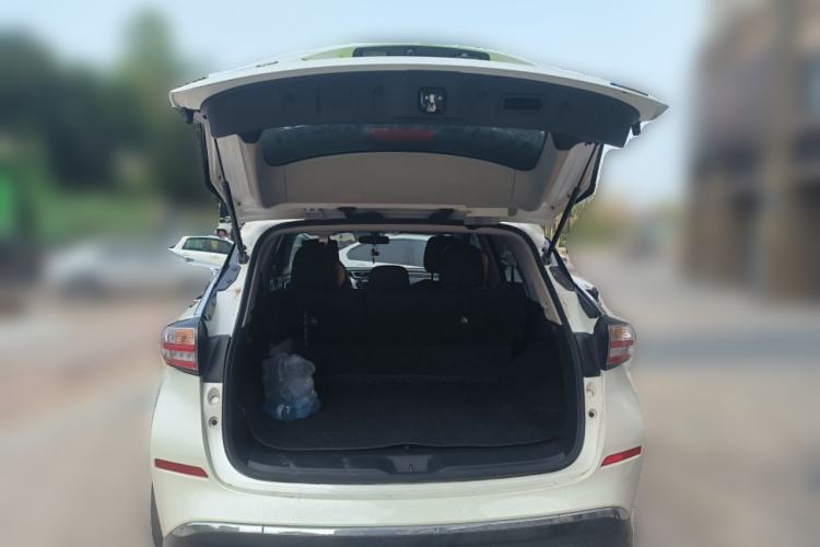 Used Nissan Murano 2021 2.5L XE Two-Wheel Drive Elite Edition Trunk