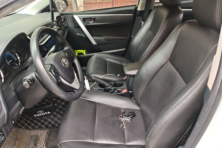 Used Toyota Levin 2017 Revised Dual-Engine 1.8H GS E-CVT Elite Sunroof Version China V Standard