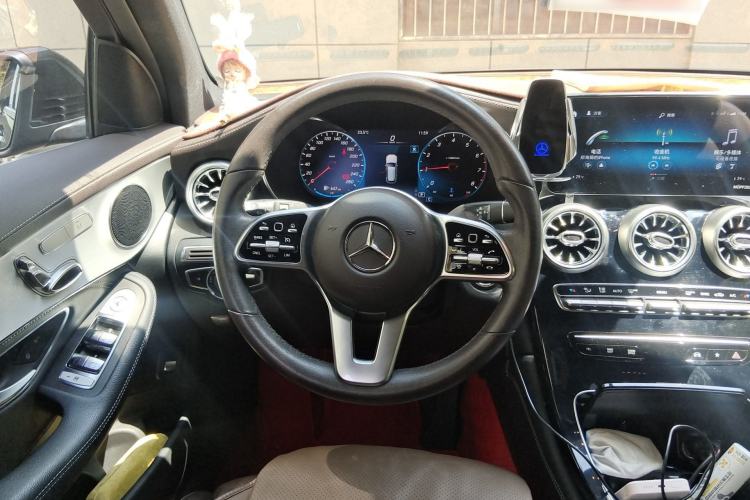 Used Mercedes-Benz GLC 2020 Facelifted GLC 260 L 4MATIC Dynamic Edition Steering Wheel