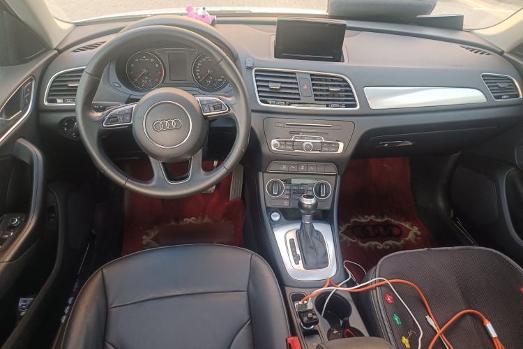 Used Audi Q3 2017 30 TFSI Fashion Model Headliner