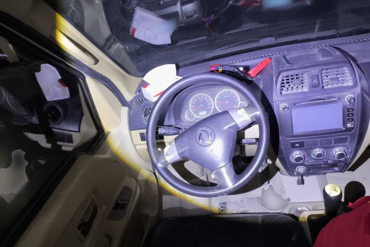 Used Dongfeng Xiaokang C37 2015 1.5L Luxury Version II DK15-06 Steering Wheel