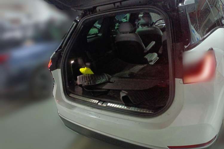 Used Nio ES8 2020 415 km Range 6-Seater Version