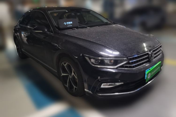 Used Volkswagen Magotan 2023 2 Million Units Commemorative Edition 330TSI DSG Luxury Version
