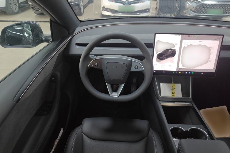 Used Tesla Model Y L 2025 Model Long-Range All-Wheel-Drive Version
