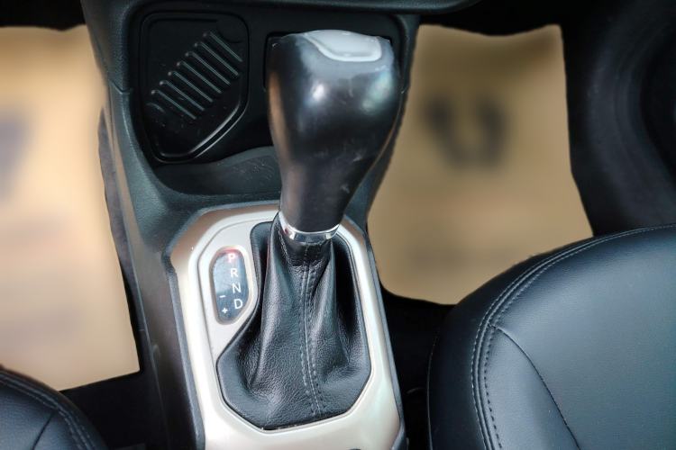 Used Jeep Renegade 2017 180T Automatic High-Energy Version