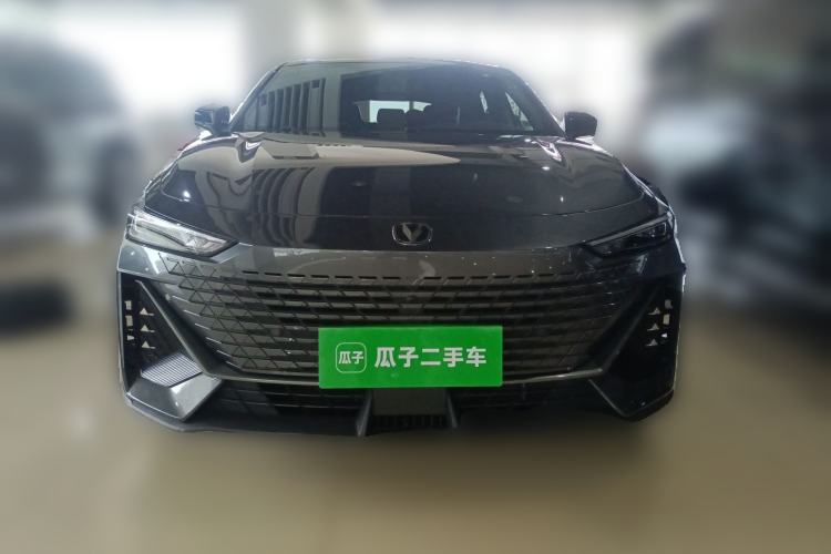 Used CHANGAN UNI-V 2023 1.5T Prestige Model