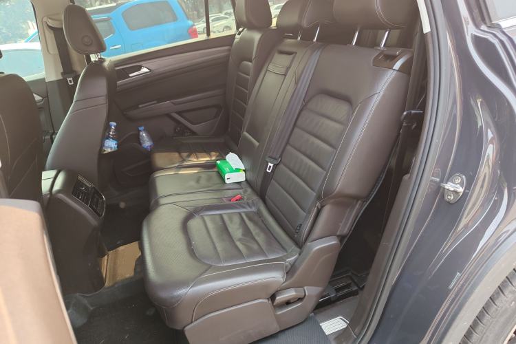 Used Volkswagen Teramont 2017 530 V6 Four-Wheel Drive Luxury Edition Left Rear Seat