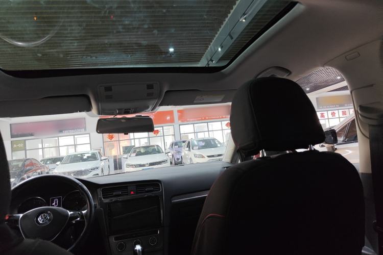 Used Volkswagen Golf 2015 1.6L Automatic Comfort Model
