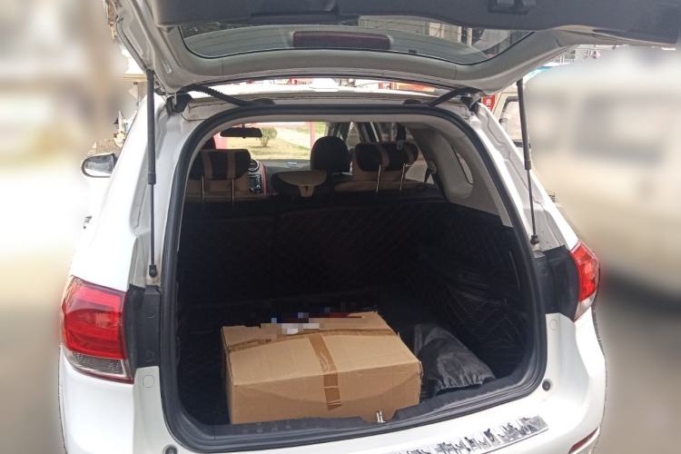 Used Haval H6 2016 Upgraded Model 1.5T Automatic Two-Wheel Drive Elite Version
