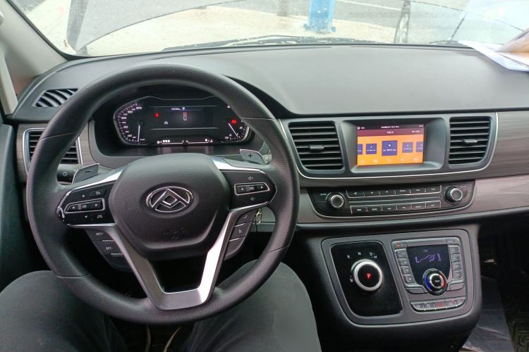 Used SAIC MAXUS G10 2021 2.0T Automatic Elite Edition Diesel 7-Seater
