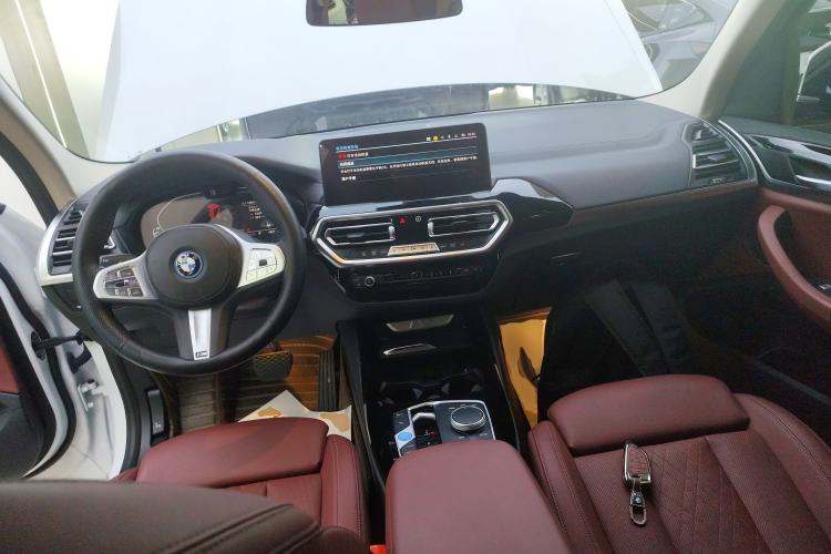 Used BMW iX3 2024 Leading Model
