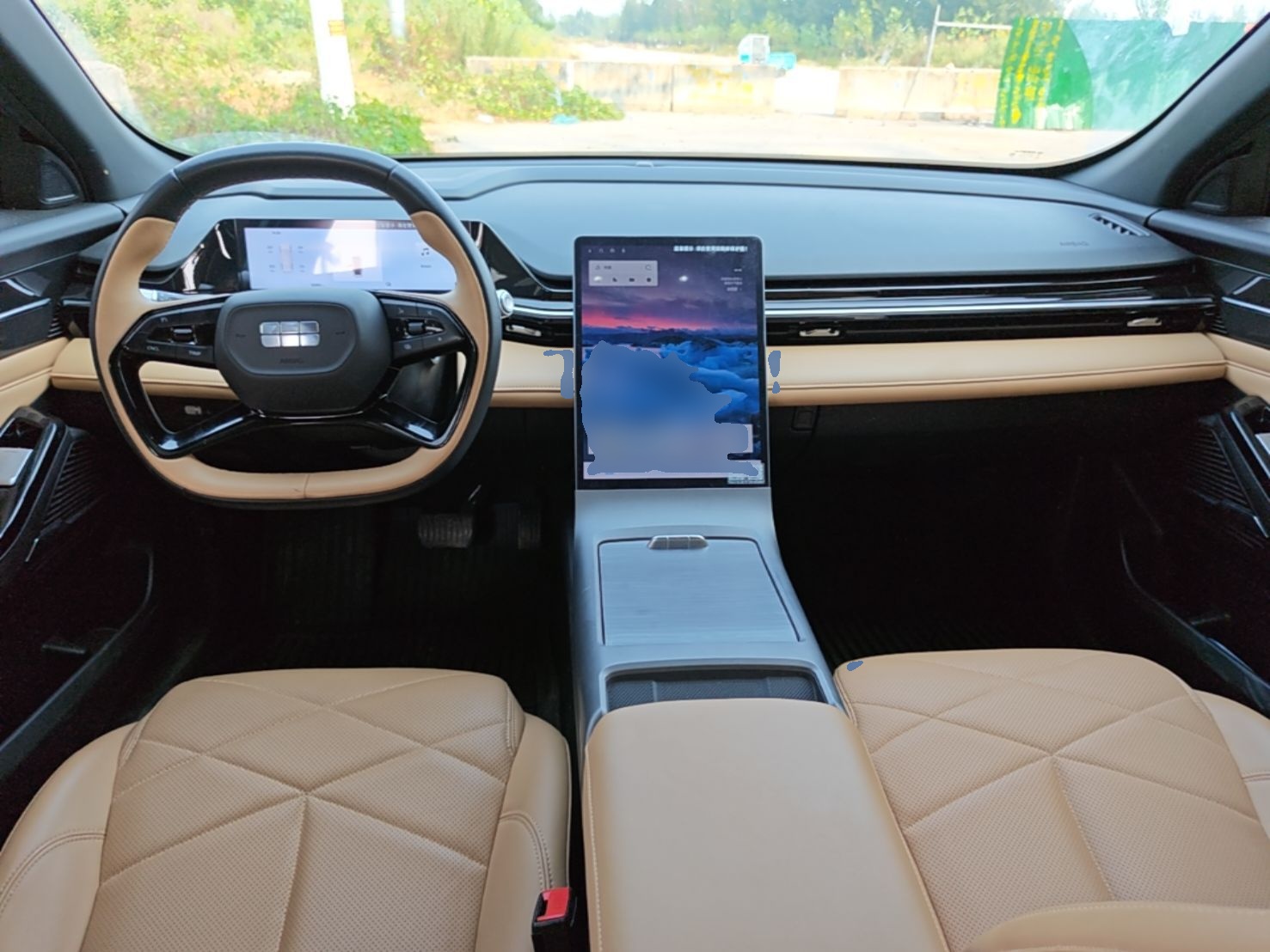 Geely Galaxy L6 2023 125km MAX — снимка 12
