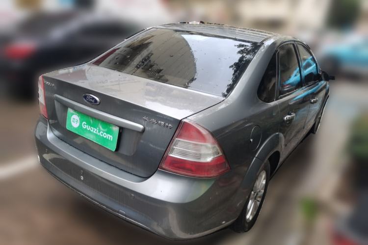 Used Ford Focus 2011 Sedan 1.8L Automatic Fashion Edition
