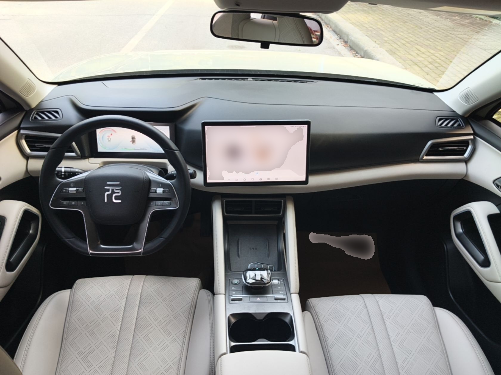 BYD Yuan UP 2024 401KM Beyond Edition — снимка 12