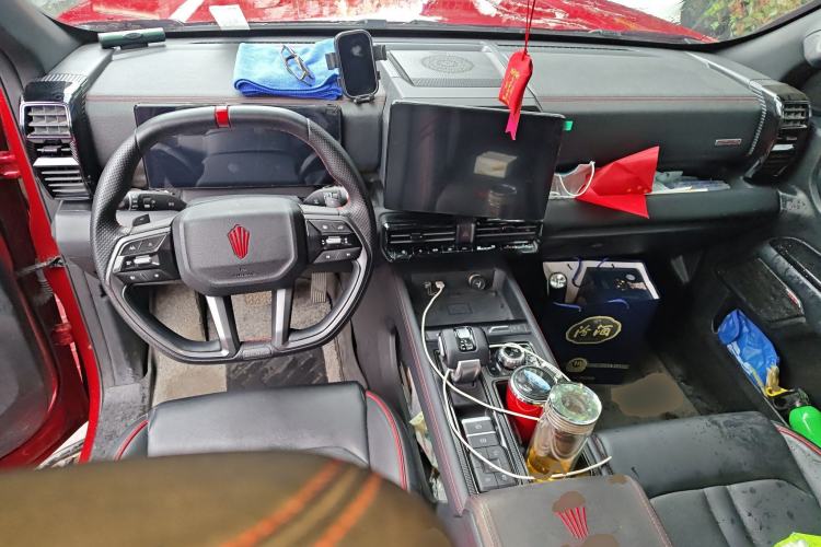 Used JMC DaDao 2024 Explorer 2.3T Diesel Automatic 4x4 Extreme Edition Center Console