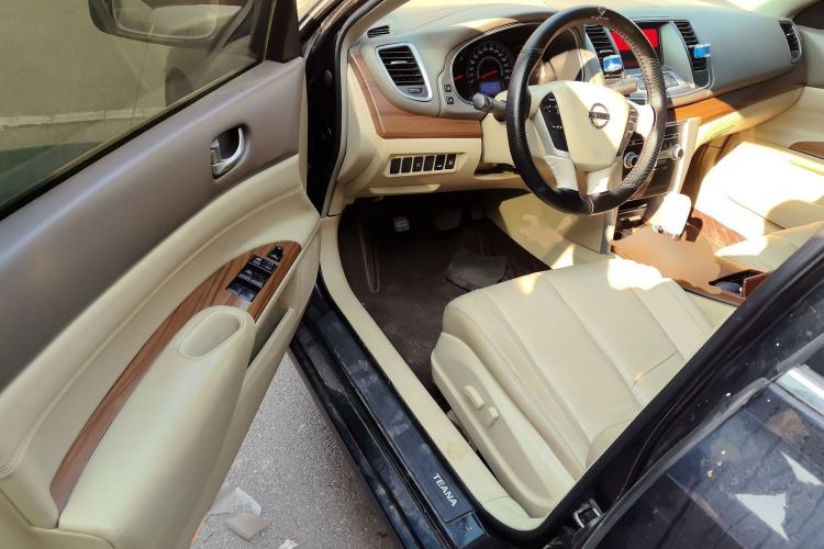 Used Nissan Teana 2011 2.5L XL Advanced Edition
